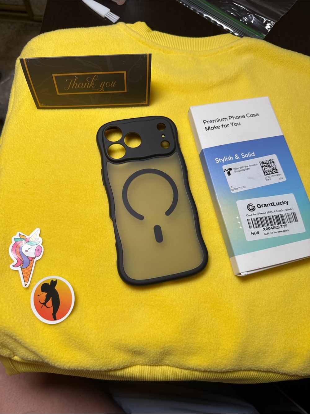 Black Magnetic iPhone Case 17promax